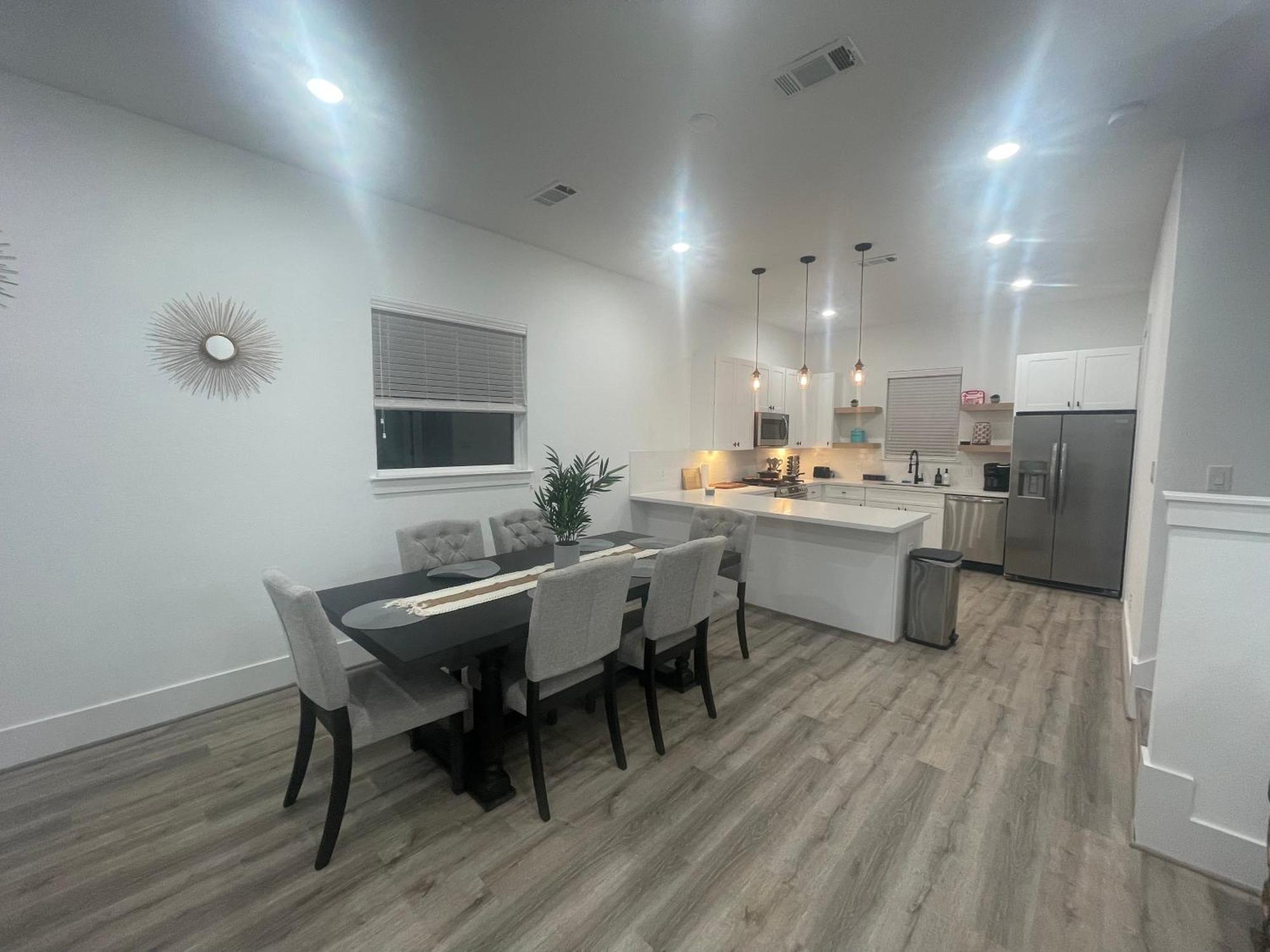 Comfortable 3 Bedroom - Heart Of Texas Medical Center Хьюстон Экстерьер фото
